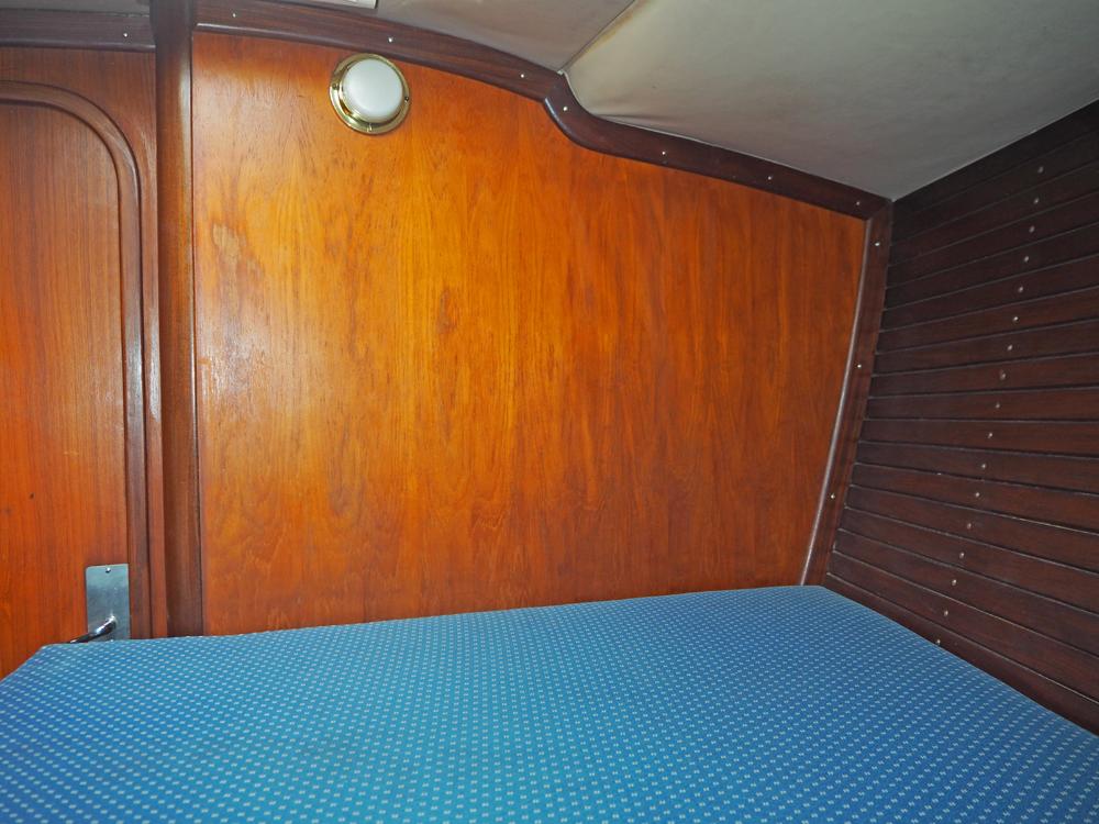 Cabin en avant, H&eacute;bergements